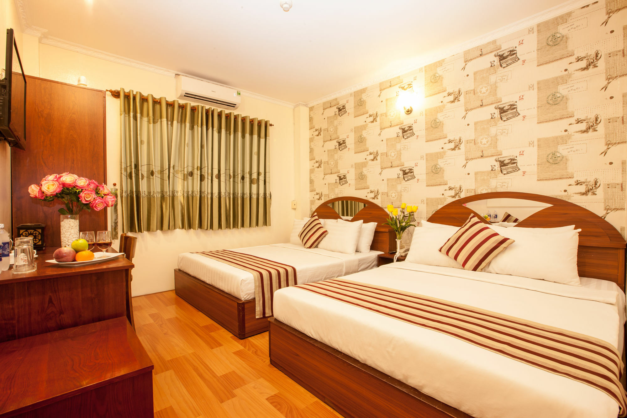Saigon Crystal Hotel Ho Chi Minh-staden Exteriör bild